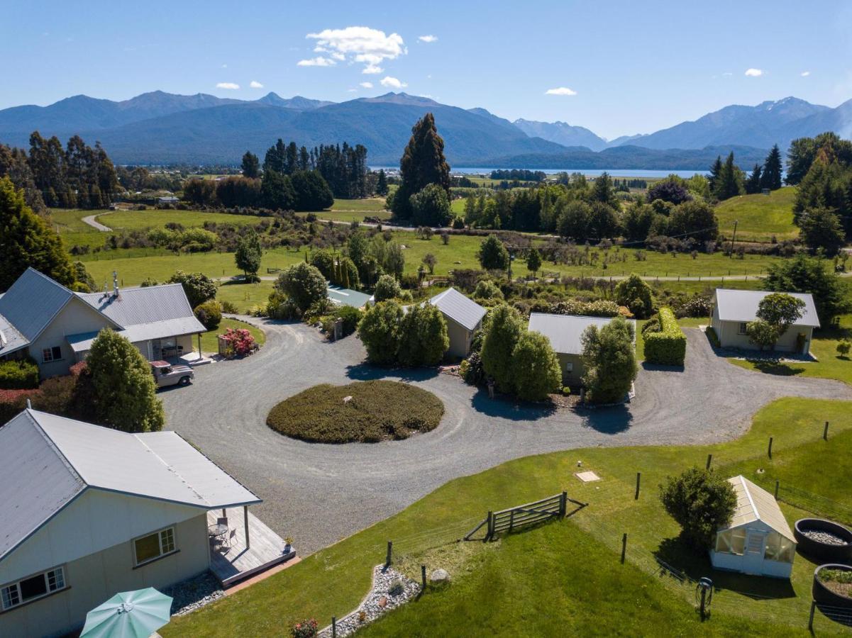 Blue Thistle Cottages Te Anau Esterno foto