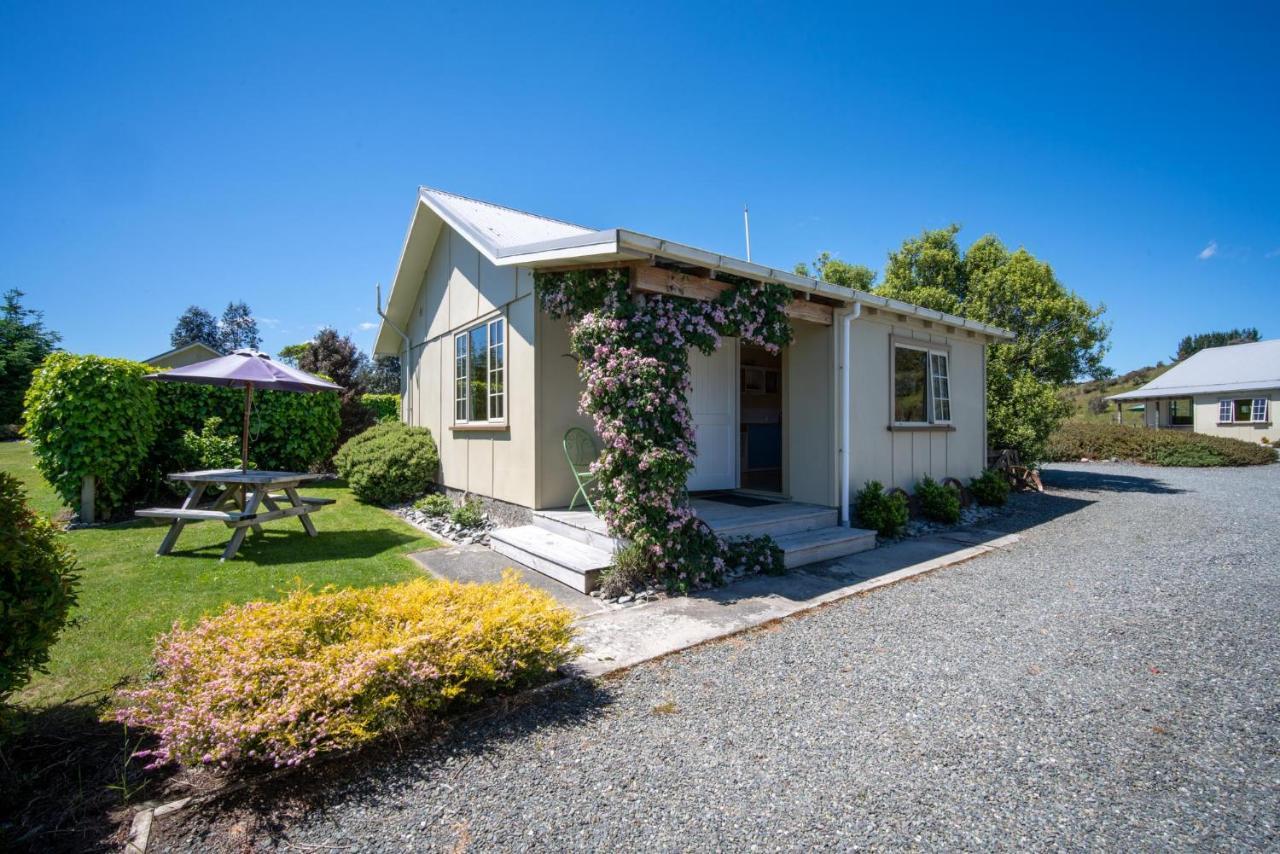 Blue Thistle Cottages Te Anau Esterno foto